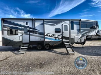 New 2022 Heartland Cyclone CY3413 available in Rockport, Texas