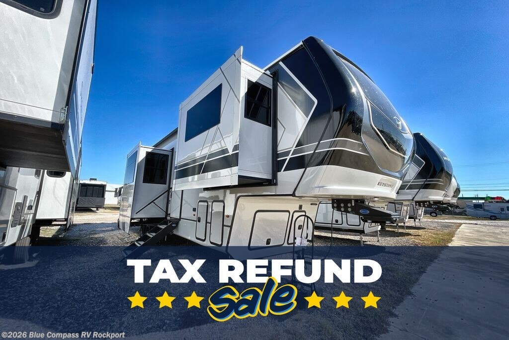 New 2026 Keystone Montana 3761FL available in Rockport, Texas