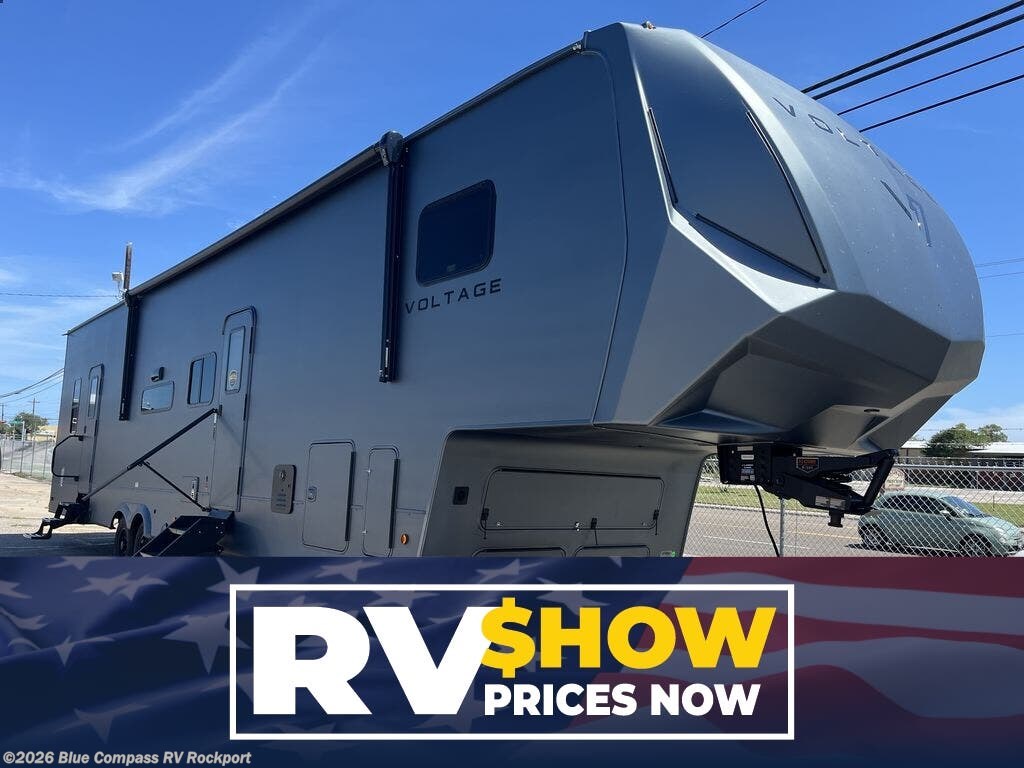 New 2026 Dutchmen Voltage V-Series 3800 available in Rockport, Texas