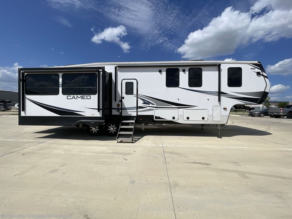 Used 2023 CrossRoads Cameo CE3891MK available in Rockport, Texas