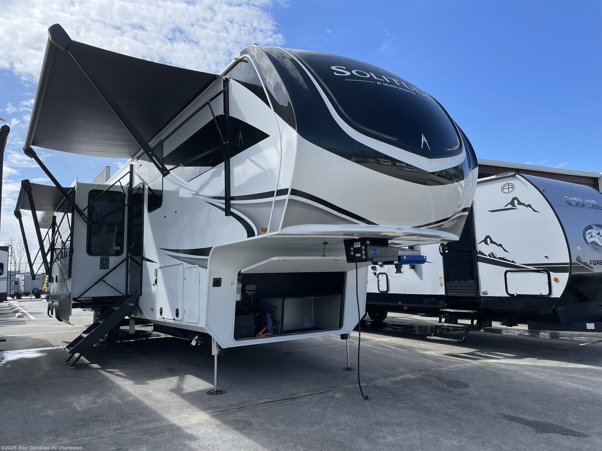 New 2025 Grand Design Solitude 391DL available in Ladson, South Carolina