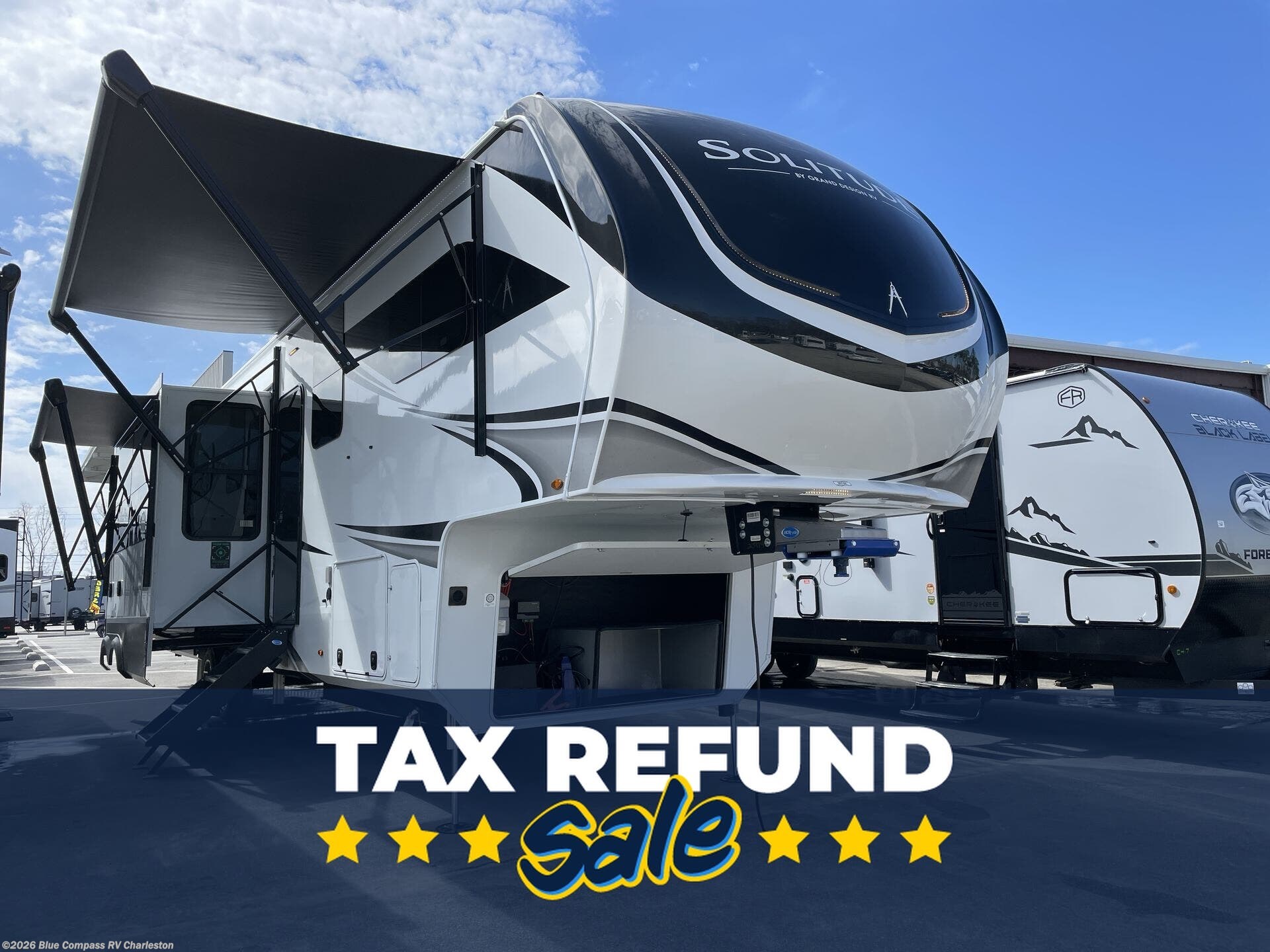 New 2025 Grand Design Solitude 391DL available in Ladson, South Carolina