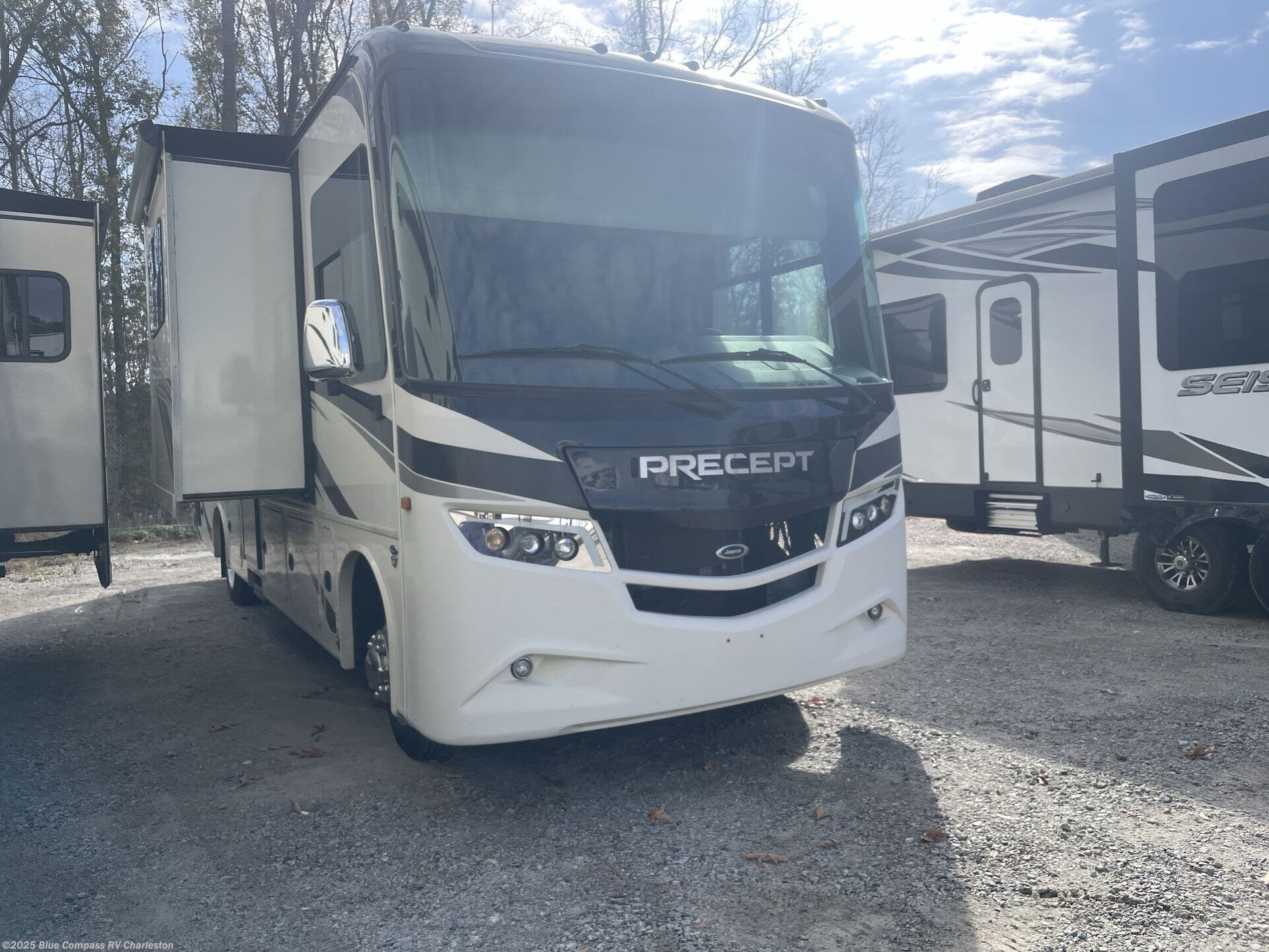 Used 2021 Jayco Precept 31UL available in Ladson, South Carolina