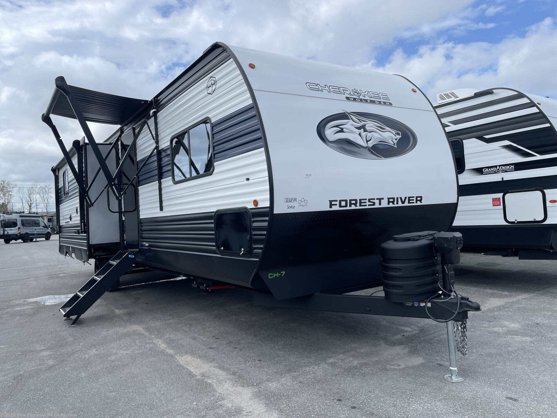 New 2026 Forest River Cherokee Wolf Den 304SR available in Ladson, South Carolina