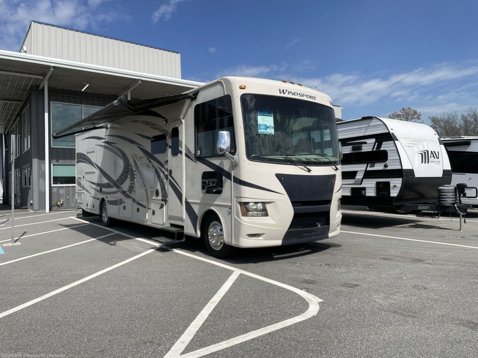 Used 2015 Thor Motor Coach Windsport 34f available in Ladson, South Carolina