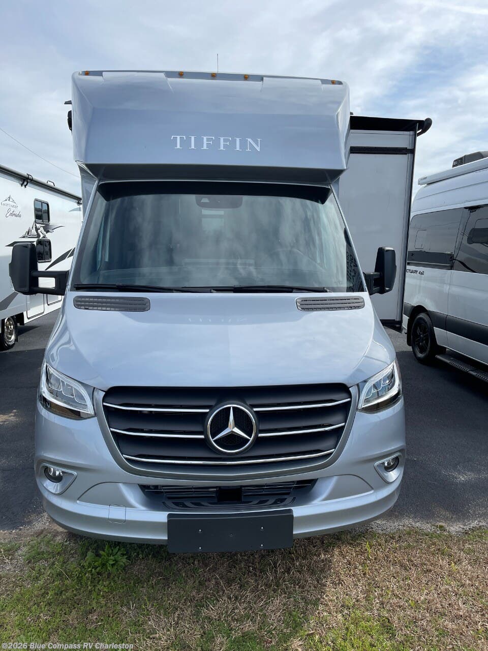 New 2027 Tiffin Wayfarer 25 RW available in Ladson, South Carolina