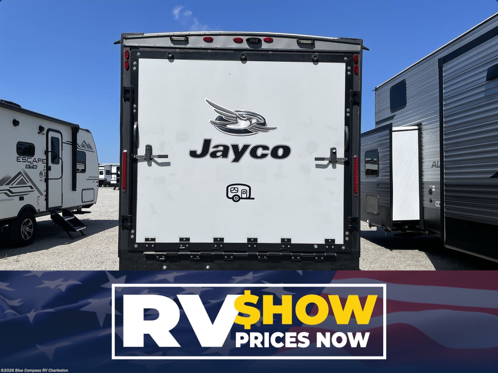 Used 2021  Jayco Jay Flight SLX 265TH by Jayco from Blue Compass RV Charleston in Ladson, SC