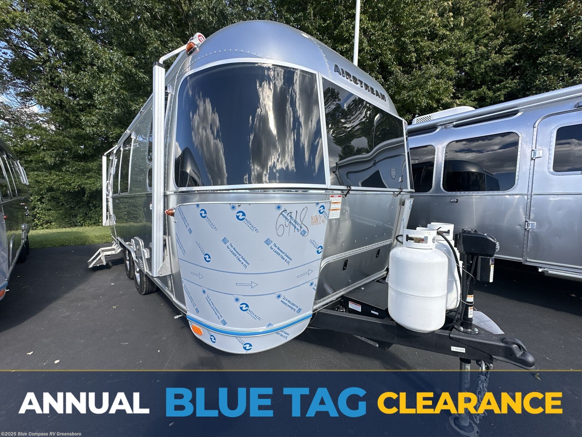 New 2026 Airstream International 23FB Twin available in Colfax, North Carolina