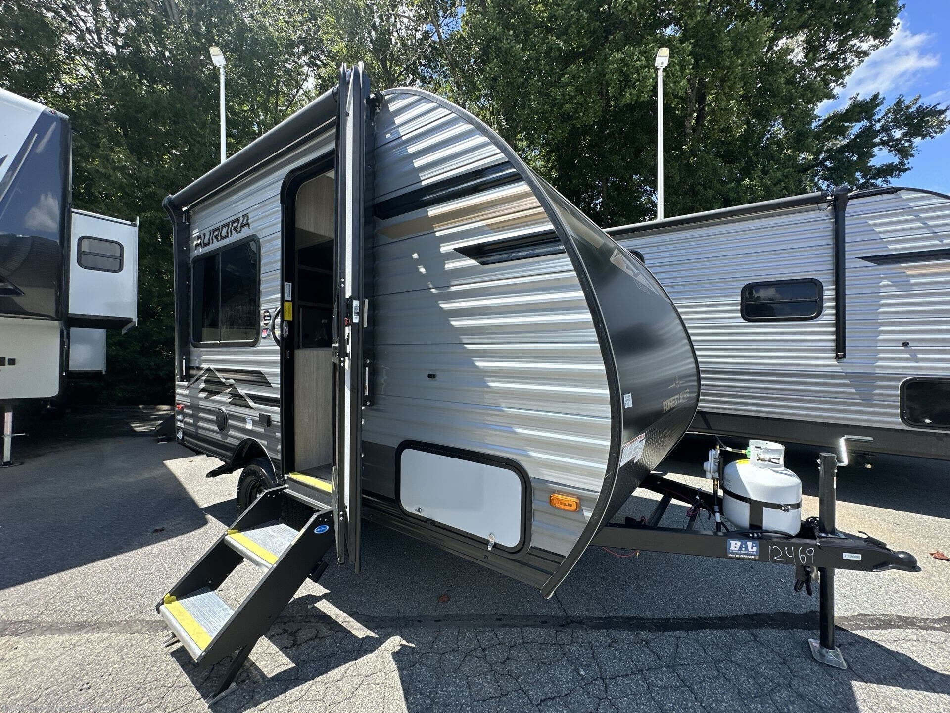 New 2026 Forest River Aurora Light 13RDX available in Colfax, North Carolina