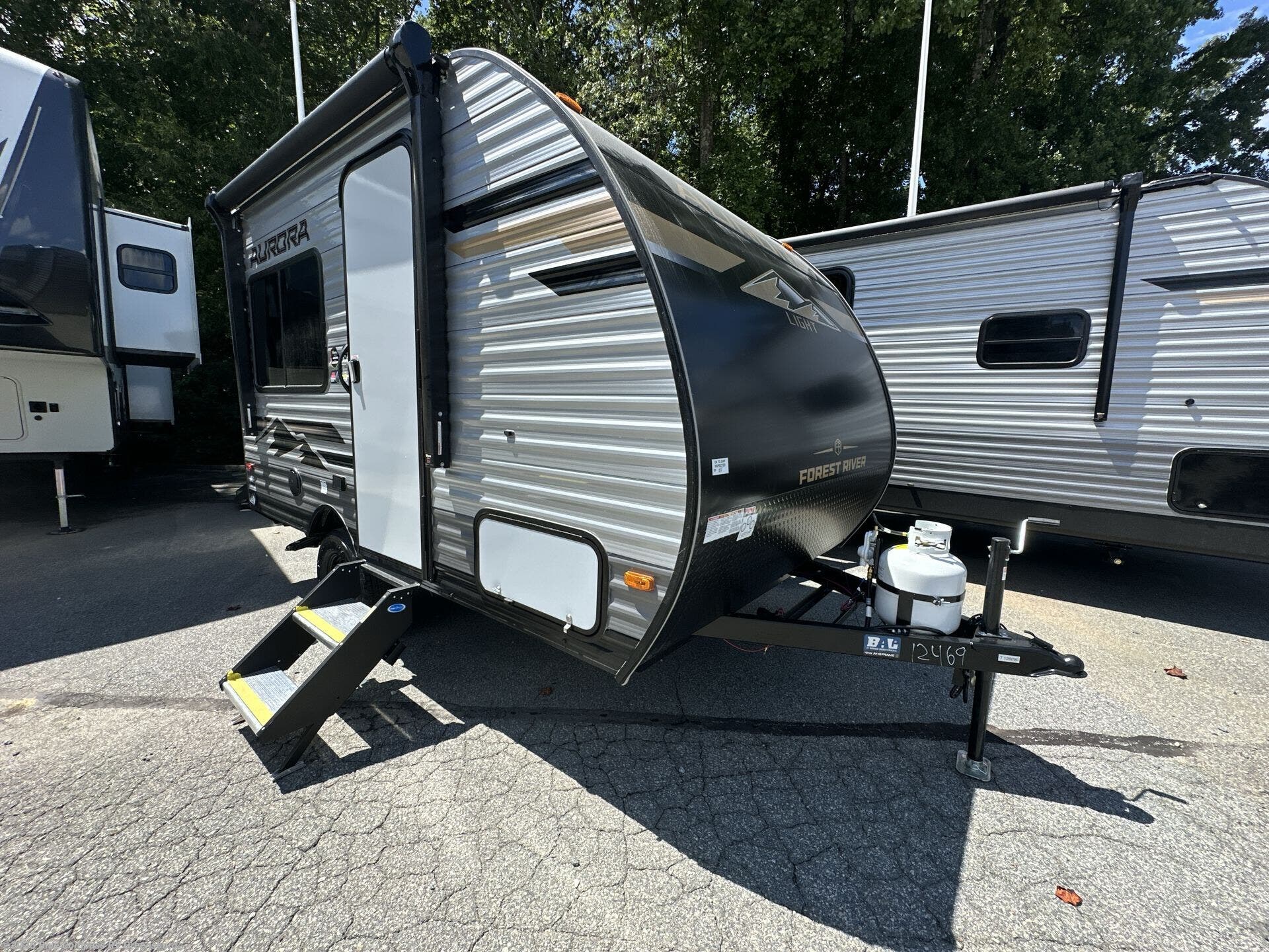 New 2026 Forest River Aurora Light 13RDX available in Colfax, North Carolina