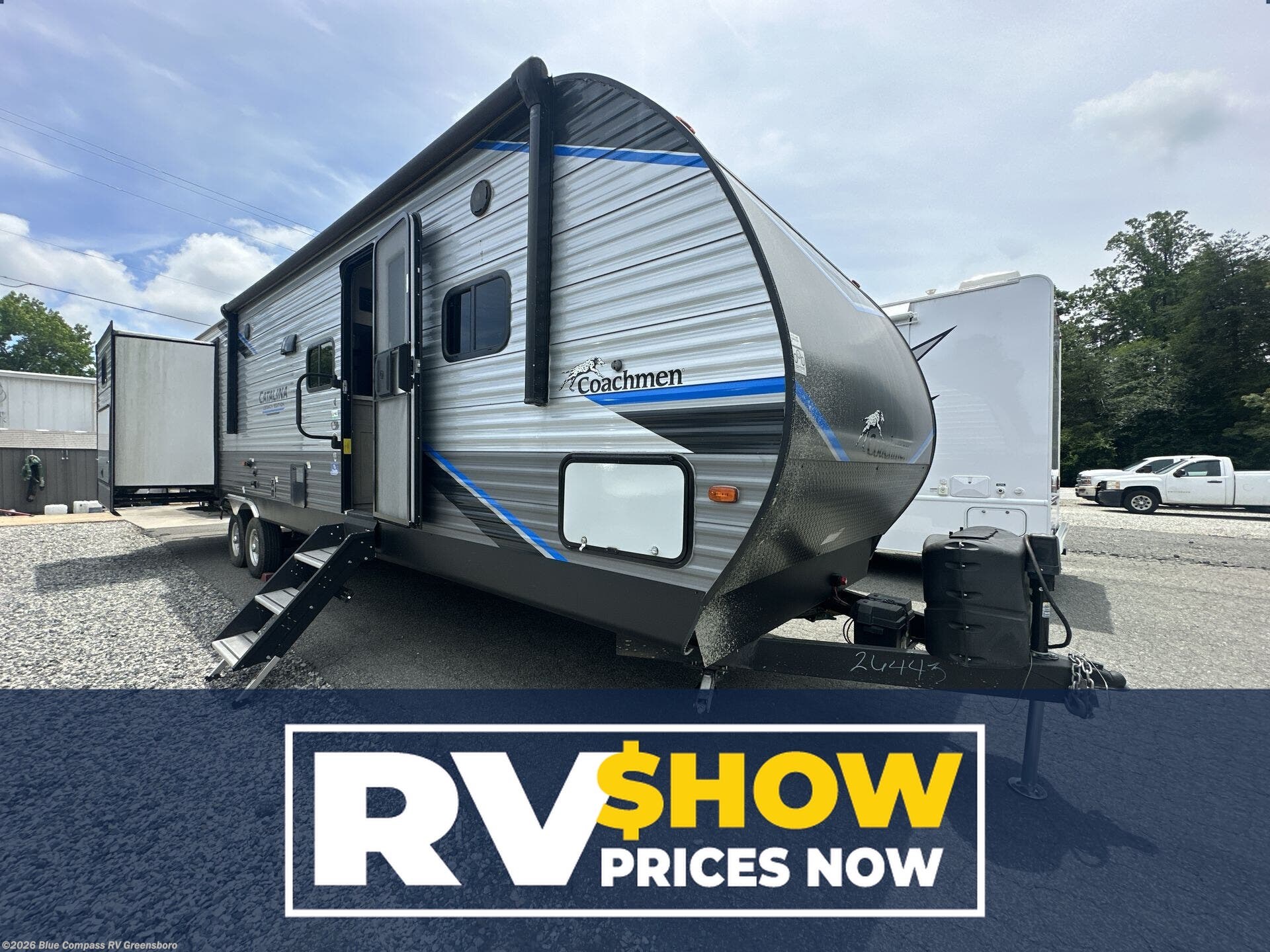 Used 2022 Coachmen Catalina Legacy  Legacy Edition 323qbtsck available in Colfax, North Carolina