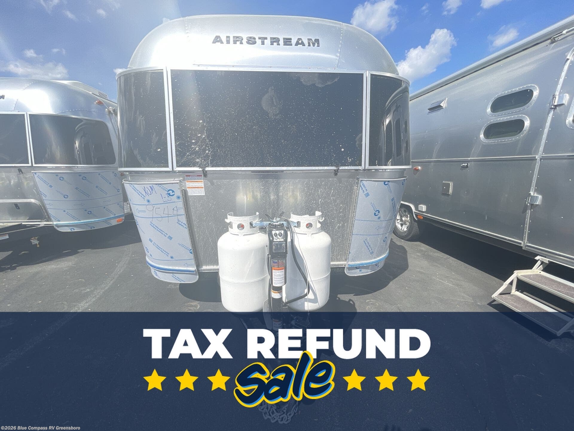 New 2026 Airstream Globetrotter 30RB Twin available in Colfax, North Carolina