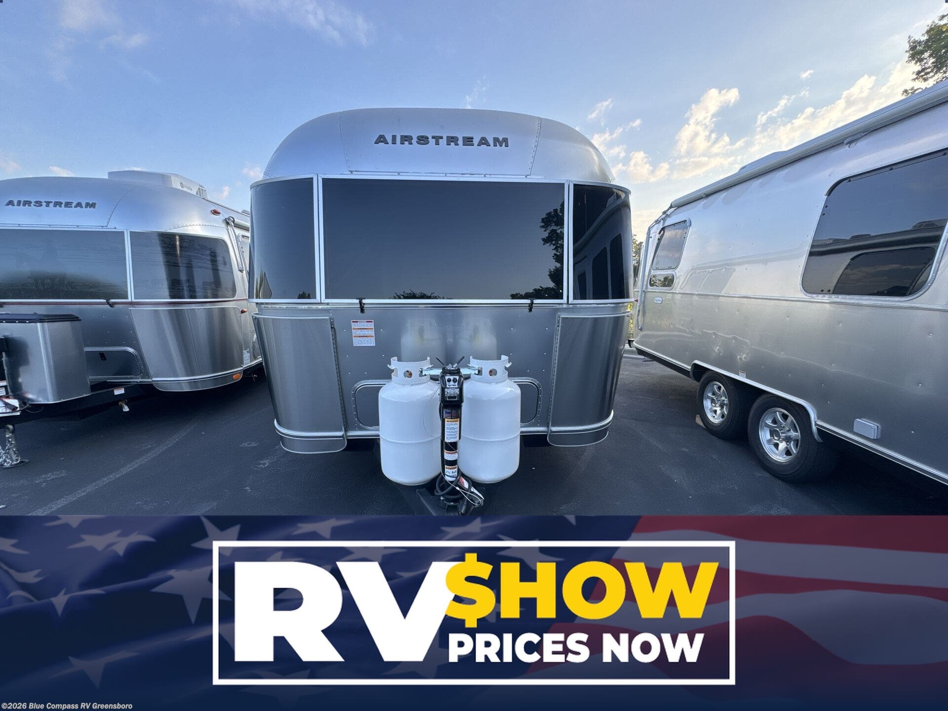 New 2027 Airstream Flying Cloud 25FB Twin available in Colfax, North Carolina
