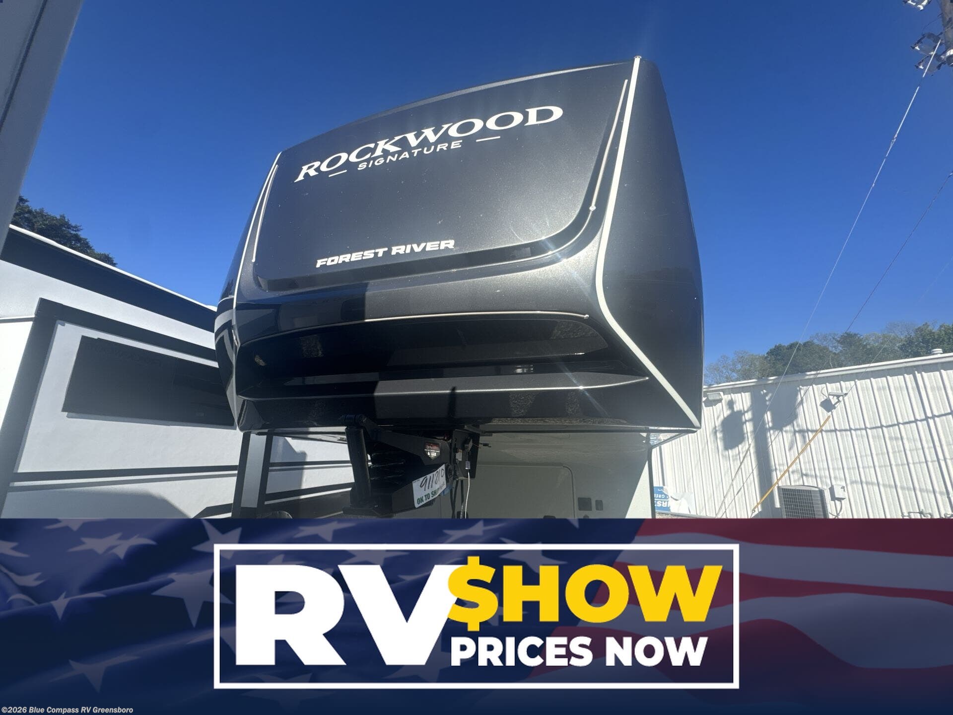 New 2027 Forest River Rockwood Signature 401SFB available in Colfax, North Carolina