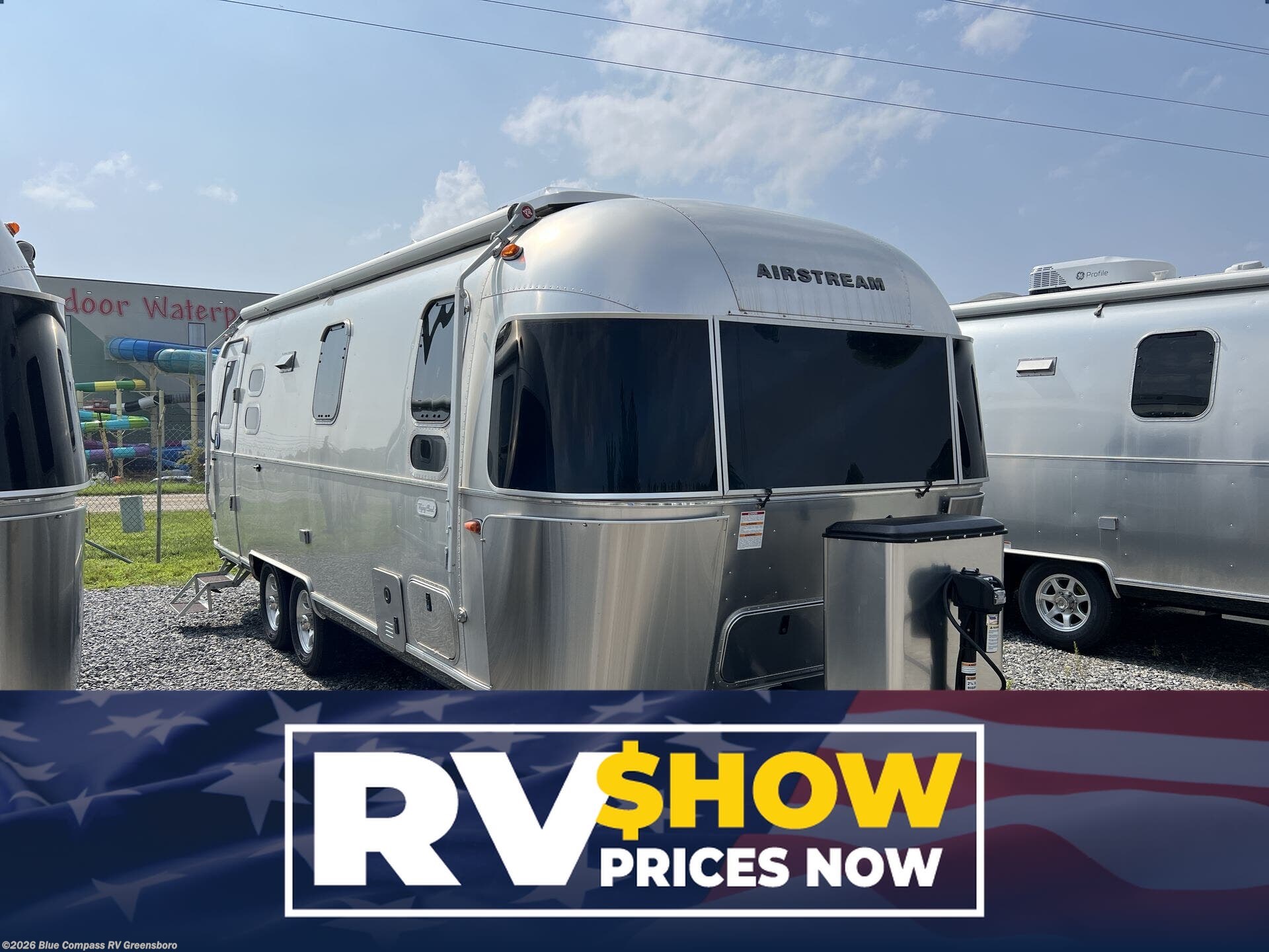 New 2026 Airstream Flying Cloud 25FB Twin available in Colfax, North Carolina