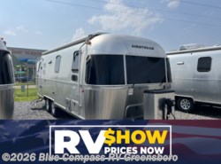 New 2026 Airstream Flying Cloud 25FB Twin available in Colfax, North Carolina