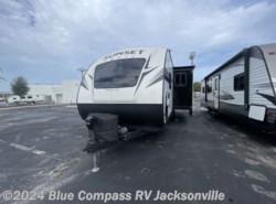 Used 2019 CrossRoads Sunset Trail Super Lite SS260SI available in Jacksonville, Florida