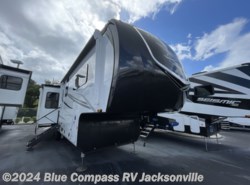 New 2025 Jayco North Point 310RLTS available in Jacksonville, Florida