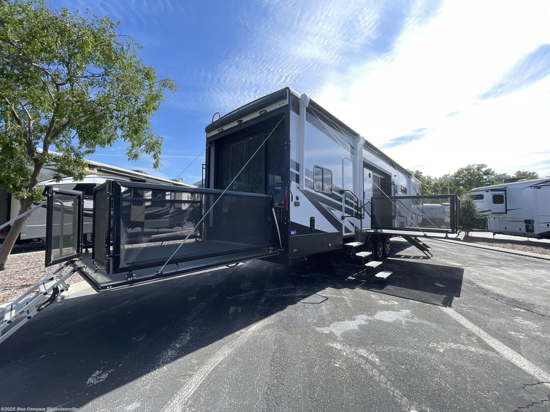 New 2025 Jayco Seismic 413 available in Jacksonville, Florida