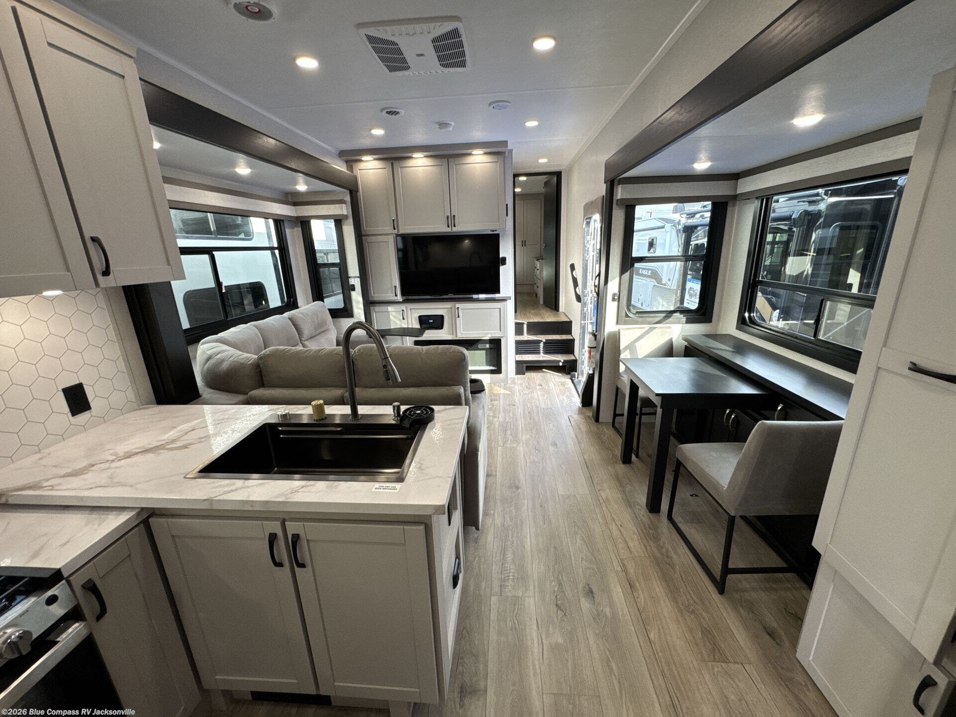 New 2026 Jayco Seismic 399 available in Jacksonville, Florida