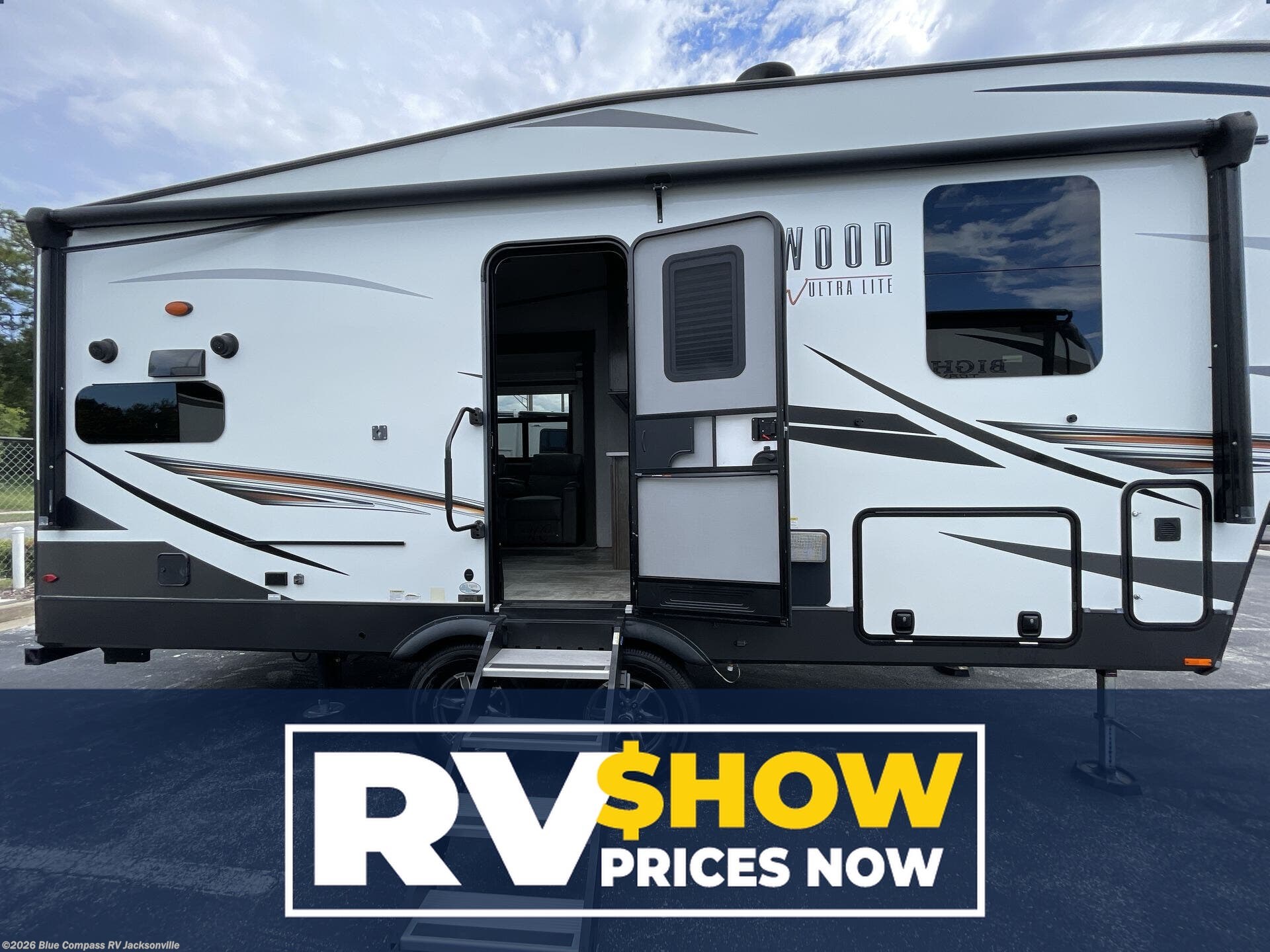 Used 2022 Forest River Rockwood Ultra Lite 2442BS available in Jacksonville, Florida