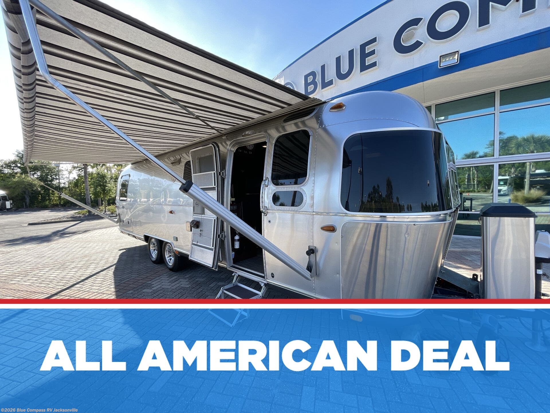 Used 2016 Airstream Classic 30RBT available in Jacksonville, Florida