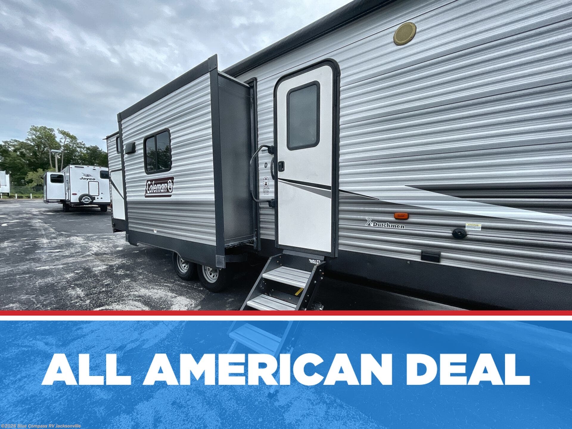 Used 2021 Coleman  Lantern Series 337BH available in Jacksonville, Florida