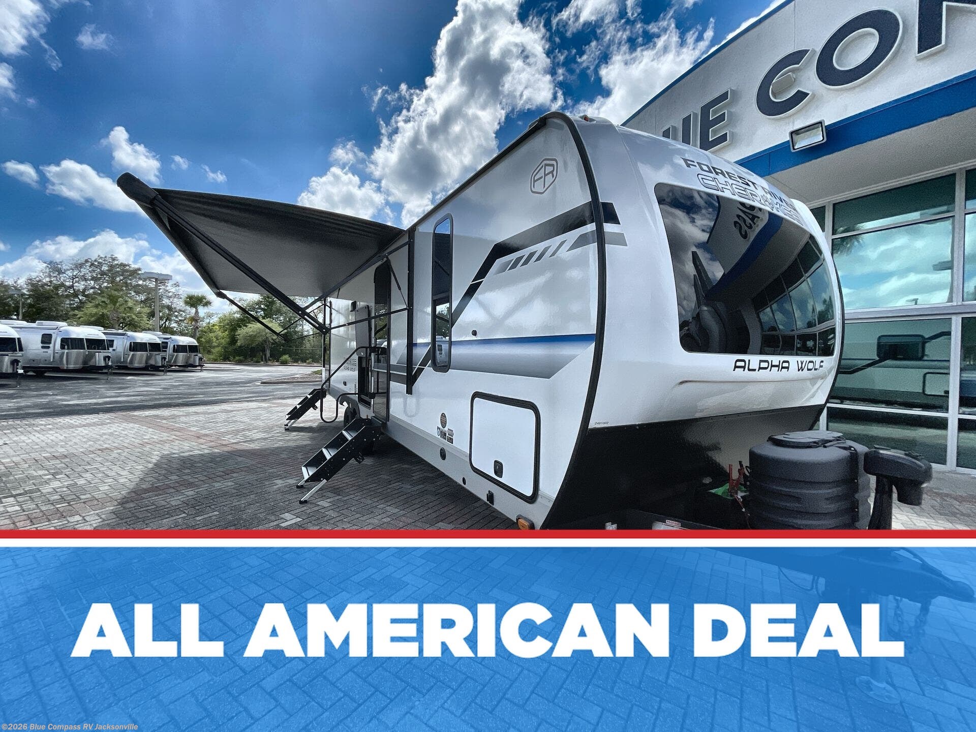 Used 2025 Forest River Cherokee Alpha Wolf 26DBH-L available in Jacksonville, Florida