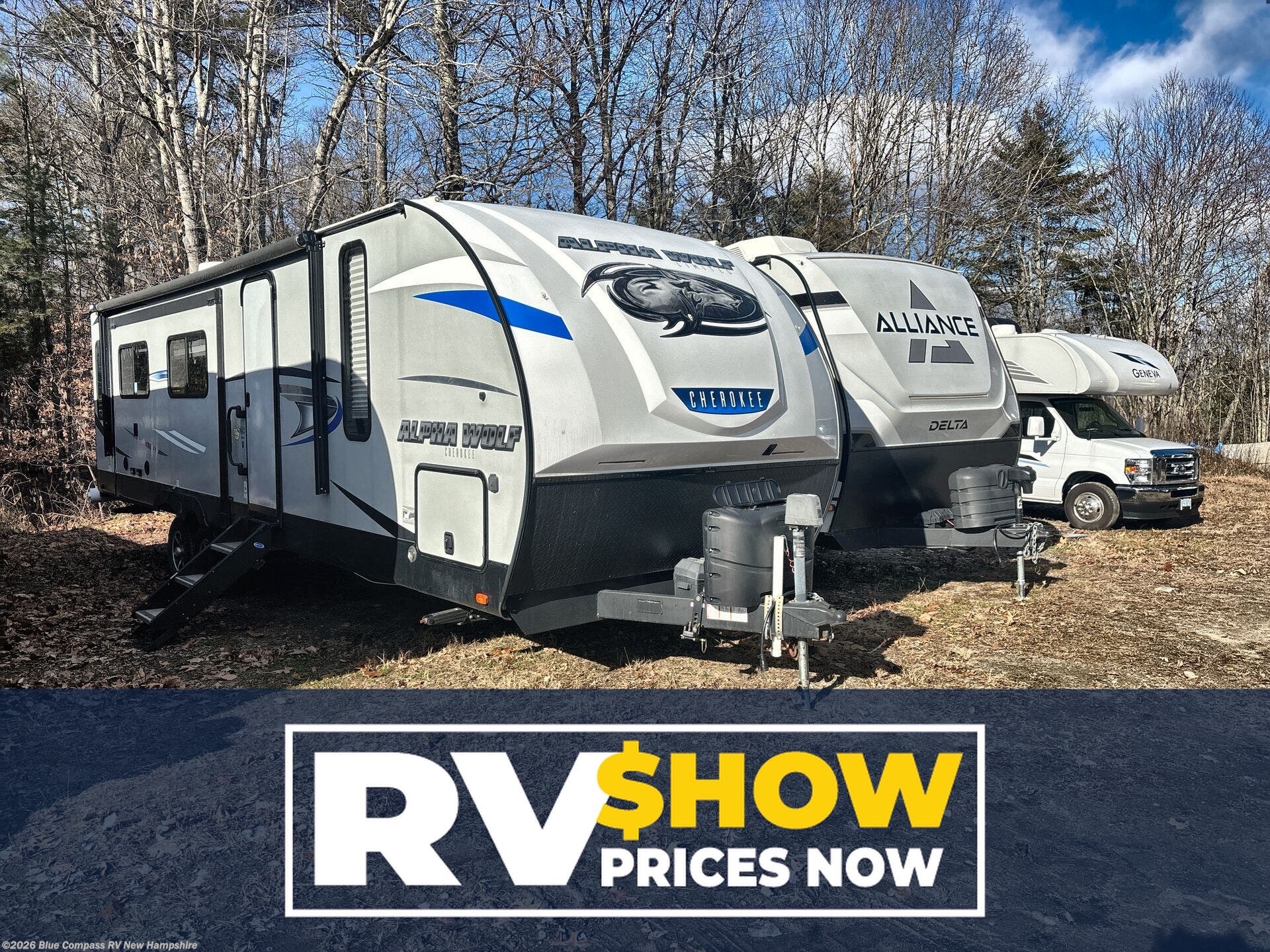 Used 2020 Forest River Cherokee Alpha Wolf 26RL-L available in Epsom, New Hampshire