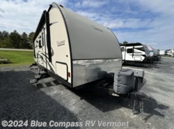 Used 2015 Coachmen Freedom Express 282BHDS available in East Montpelier, Vermont