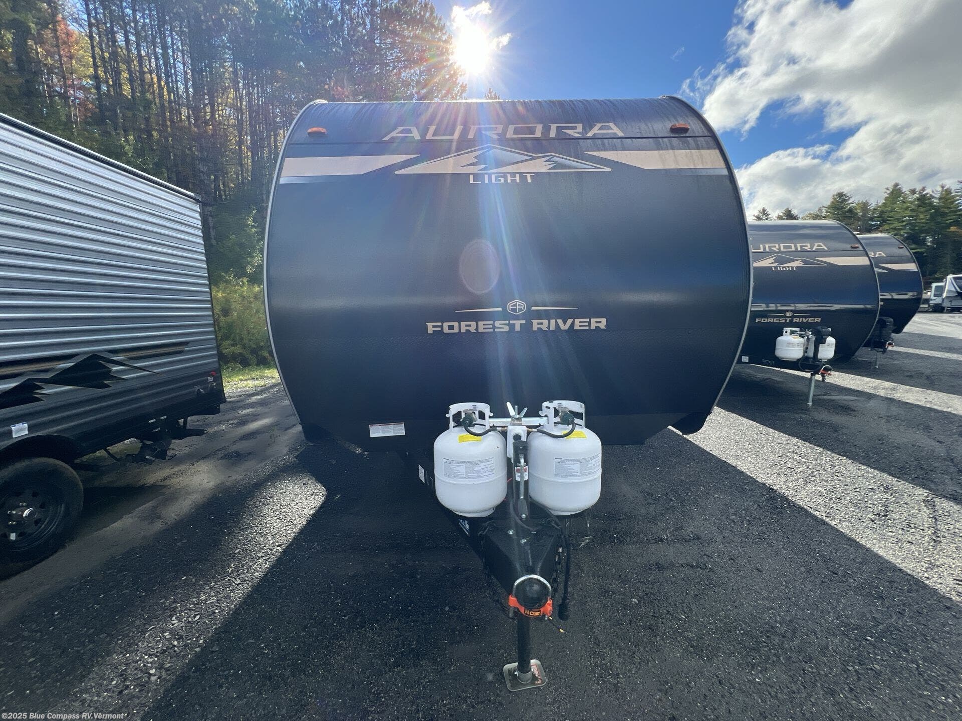 New 2025 Forest River Aurora Light 26BHS available in East Montpelier, Vermont