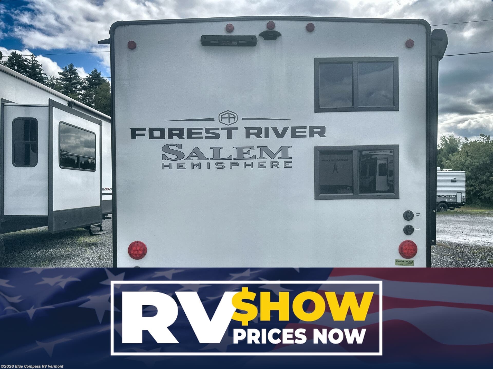 Used 2025 Forest River Salem Hemisphere Hyper-Lyte 23BHHL available in East Montpelier, Vermont