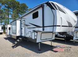 New 2025 Shasta Phoenix 381DBL available in Myrtle Beach, South Carolina