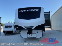 Used 2022 CrossRoads Cruiser CR3851BL available in Corsicana, Texas