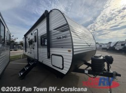 New 2026 Jayco Jay Flight SLX 261BHS available in Corsicana, Texas
