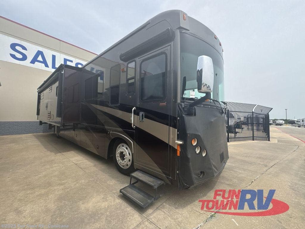 Used 2008 Winnebago Journey 39Z available in Corsicana, Texas