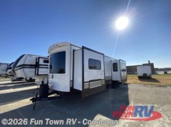 New 2025 CrossRoads Hampton 380RKS available in Corsicana, Texas