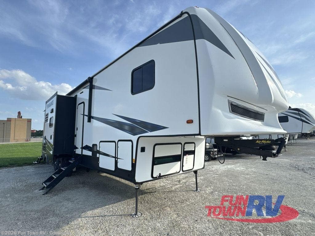 Used 2019 Forest River Vengeance 377V available in Corsicana, Texas