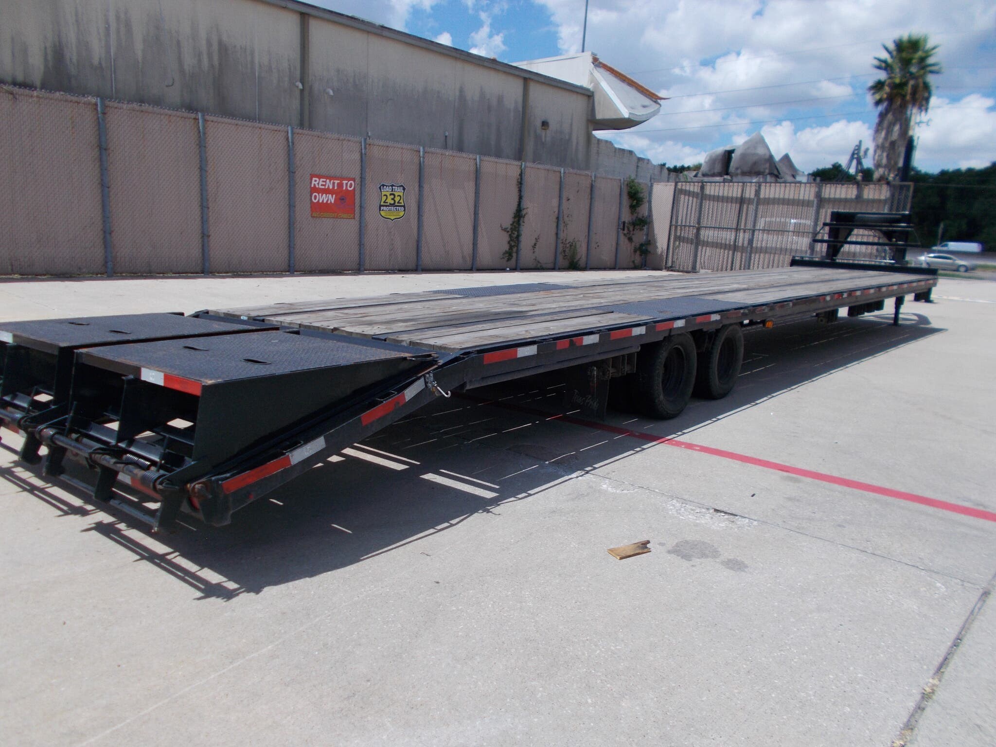 8x45 Deckover/Flat Deck Trailer for sale Used Texas Pride 102x45