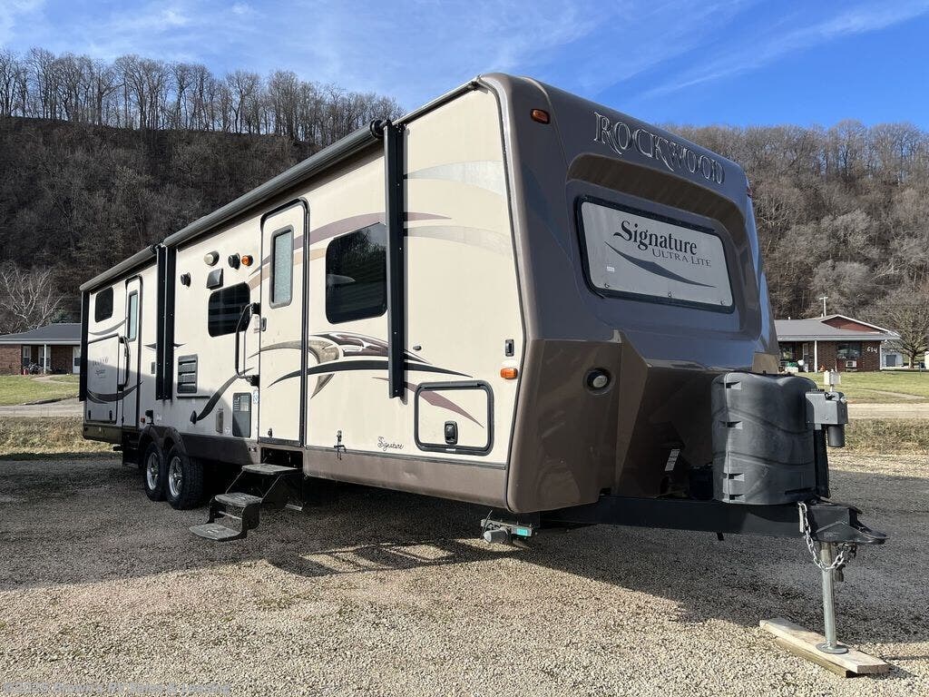 Used 2015 Forest River Rockwood Signature Ultra Lite 8312SS available in Guttenberg, Iowa