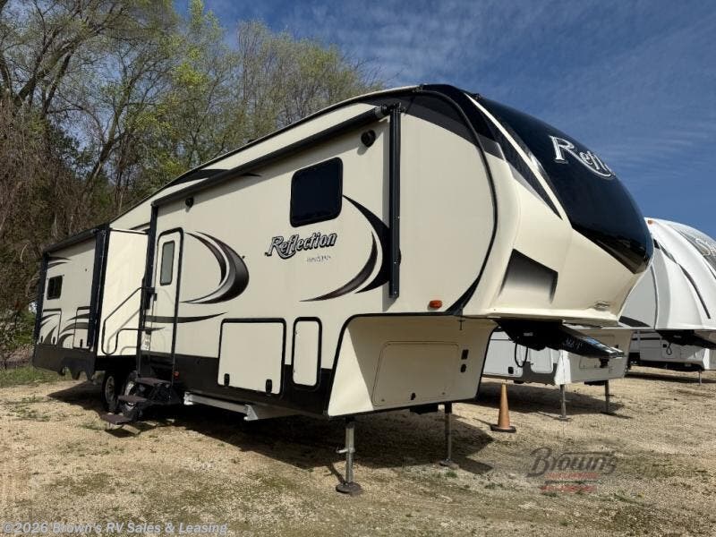 Used 2019 Grand Design Reflection 320MKS available in Guttenberg, Iowa