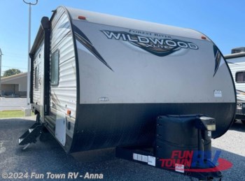 Used 2019 Forest River Wildwood X-Lite 241QBXL available in Anna, Illinois