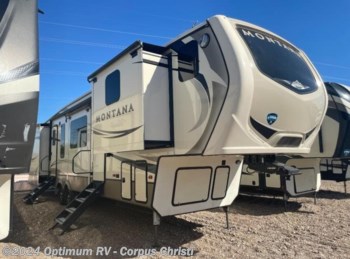 Used 2020 Keystone Montana 3855BR available in Robstown, Texas