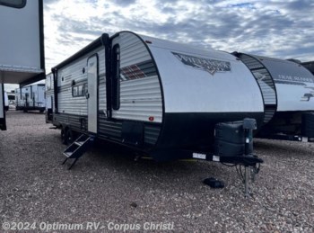Used 2022 Forest River Wildwood X-Lite 273QBXL available in Robstown, Texas