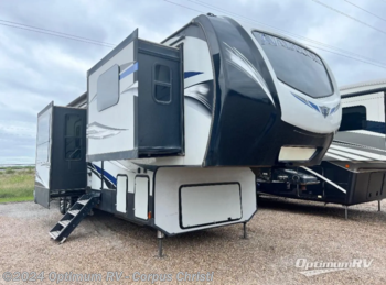 Used 2019 Keystone Avalanche 383FL available in Robstown, Texas