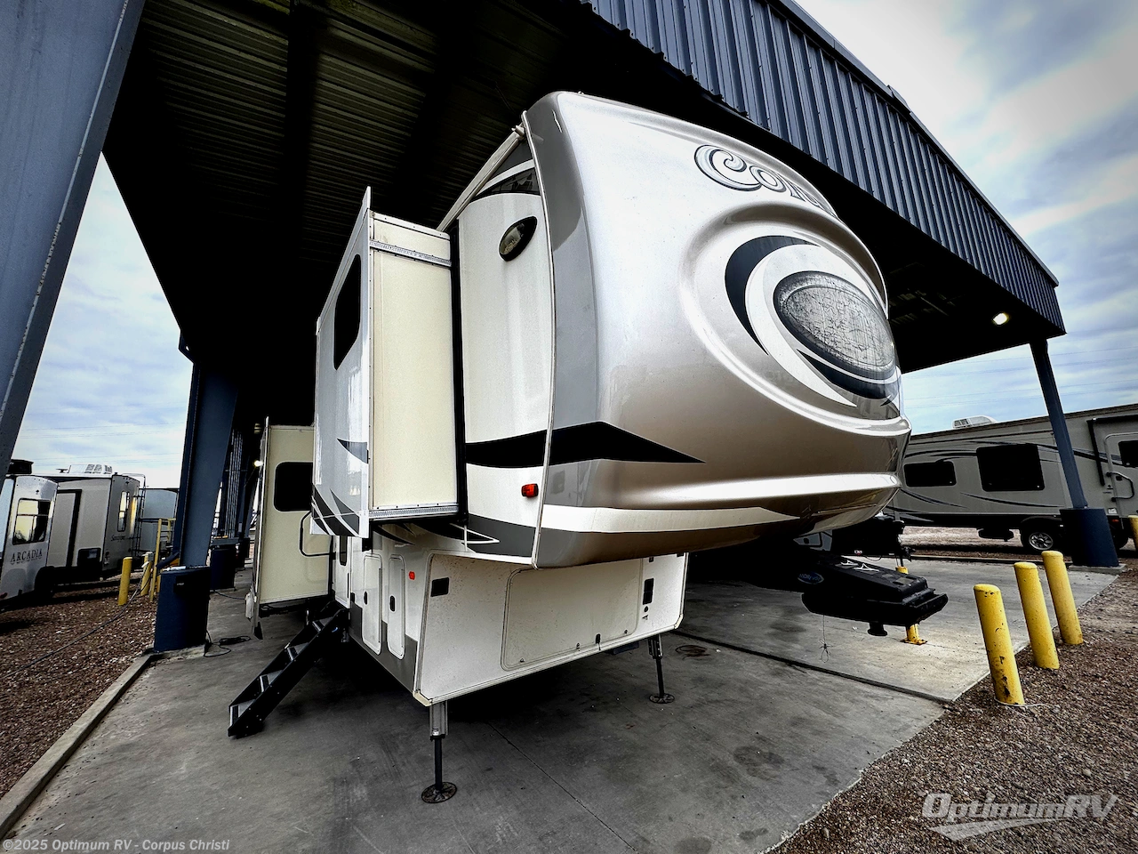 Used 2017 Keystone Montana High Country 305RL available in Robstown, Texas