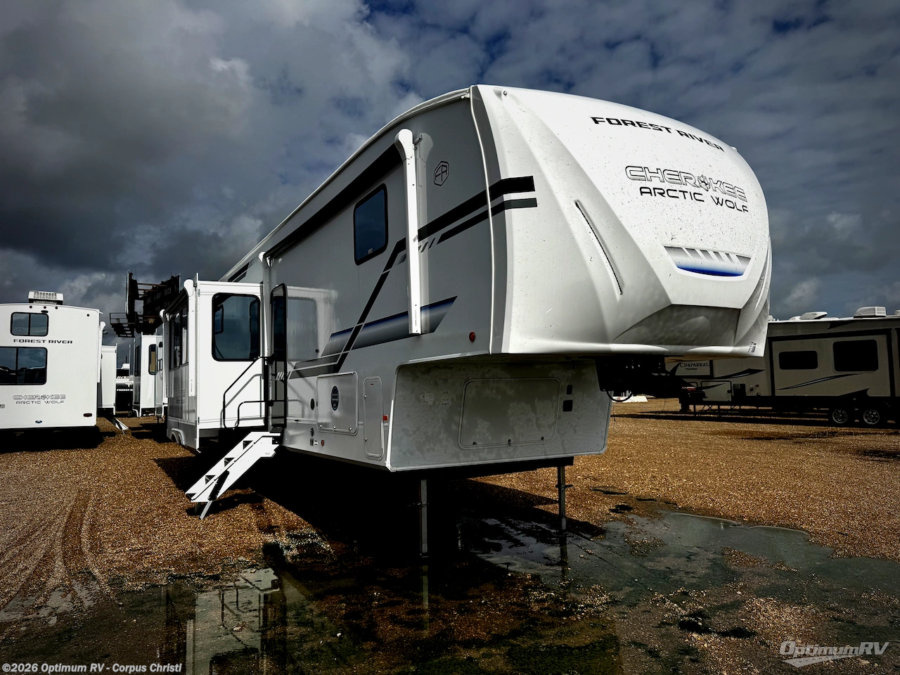 New 2026 Forest River Cherokee Arctic Wolf 38DST available in Robstown, Texas