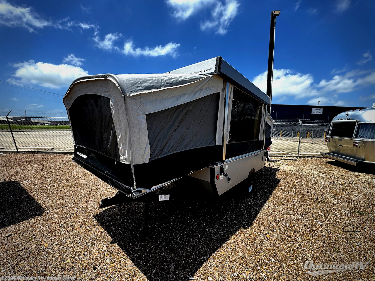Used 2006 Fleetwood  Fleetwood GRAPHITE available in Robstown, Texas