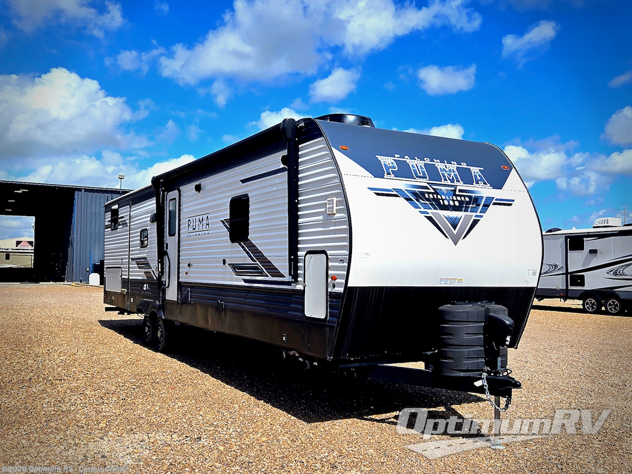 Used 2024 Palomino Puma 32BHFS available in Robstown, Texas