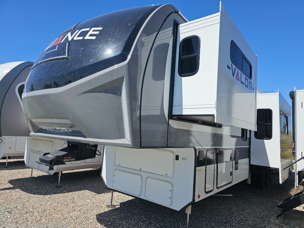 New 2025 Alliance RV Valor 40V13 available in Tucson, Arizona